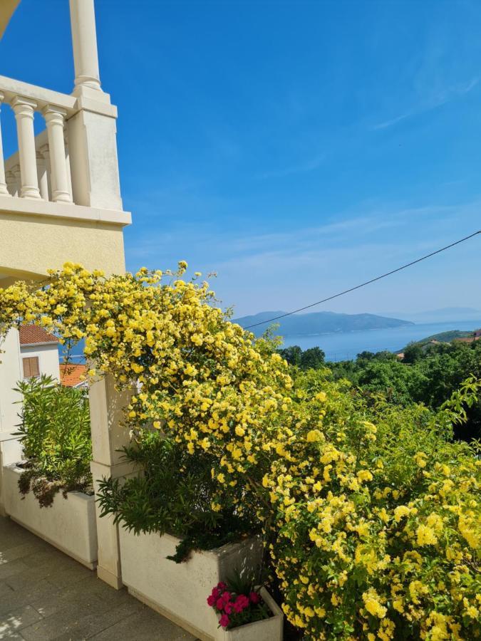 Apartman En Mošćenička Draga Exterior foto