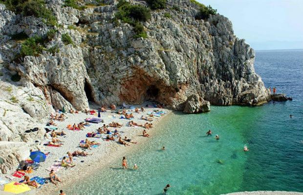 Apartman En Mošćenička Draga Exterior foto